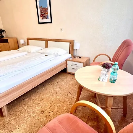 Hotel zur Loreley - Garni 3*