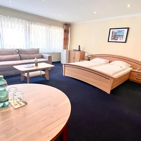 Hotel Zur Loreley Garni Mit Grossem Fahrradraum