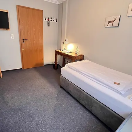 Hotel Zur Loreley Garni Mit Grossem Fahrradraum Hotel Sankt Goar