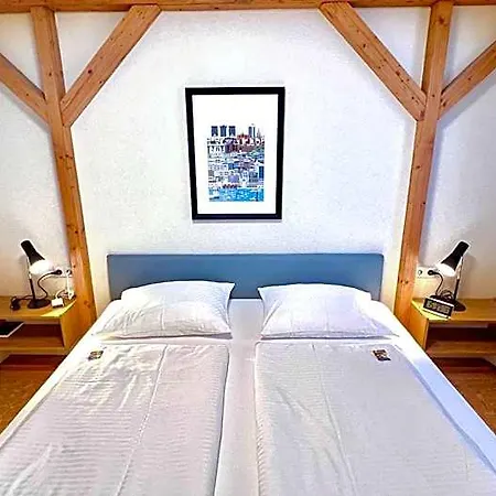 Hotel Zur Loreley - Garni 3*